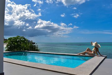 Beach/ocean view
