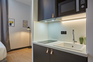 Private kitchenette