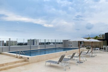 Rooftop pool