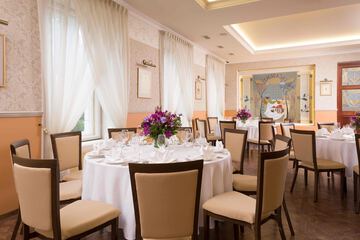 Indoor wedding