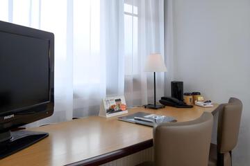 Photo 42