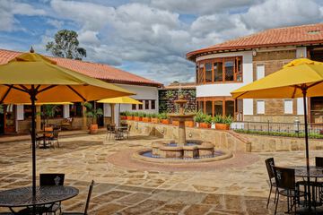 Banquet hall