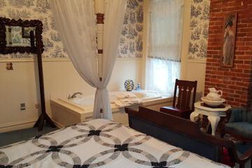 Photo 5
