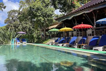 Infinity pool
