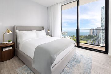 Room 40 of 80