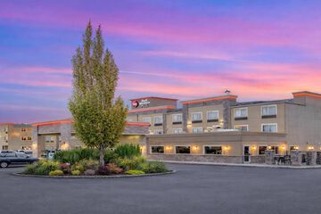 Best Western Plus Peppertree Airport Inn