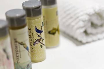 Bathroom amenities