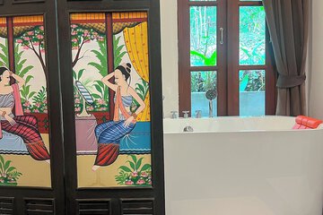 Private spa tub
