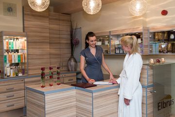 Spa reception