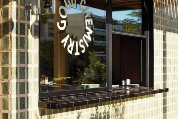 Cafe