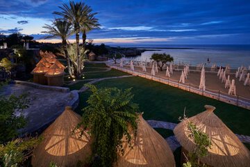 Beach/ocean view