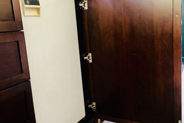 Mini-refrigerator