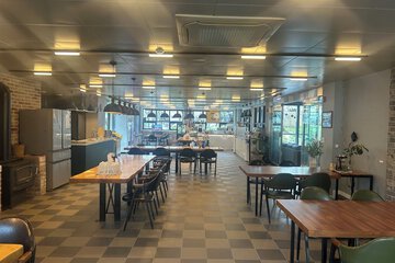 Coffee shop