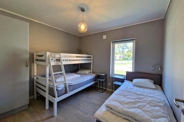 Photo 36