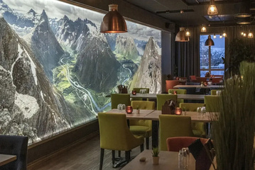 restaurant