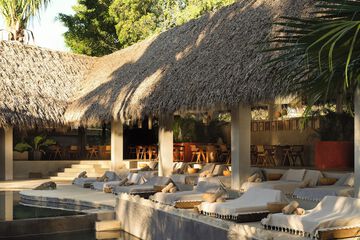 Sundeck