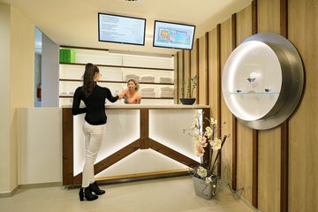 Spa reception