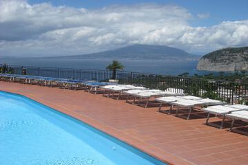 Rooftop pool