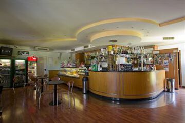 Hotel Bar