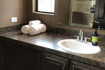 Bathroom sink