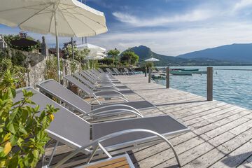 Sundeck
