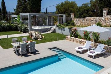 Private pool