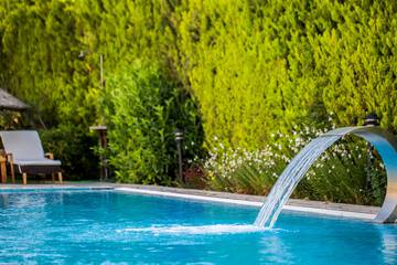 Pool waterfall