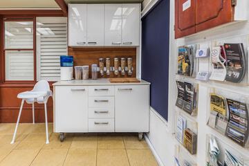 Breakfast area