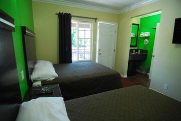 Photo 27