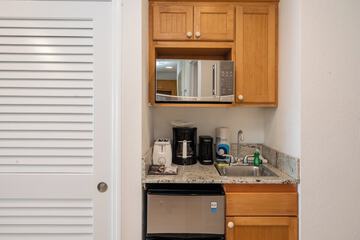 Private kitchenette