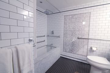 Room 25 of 71