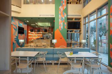 Coffee shop