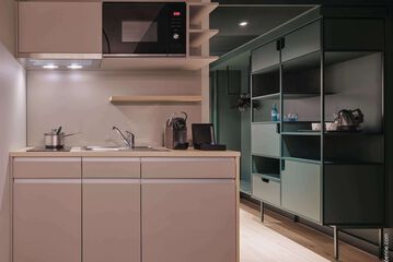 Private kitchenette