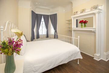 Room 62 of 116