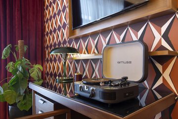 Room amenity