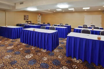  Holiday Inn Express Hotel & Suites San Jose - International Airport 38