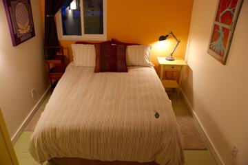 Room 35 of 65
