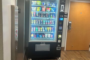 Hotel Interior 10 of 33