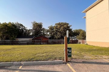 Pet-friendly amenities