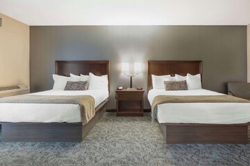 Room 27 of 51