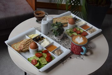 Breakfast meal