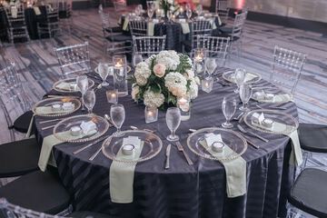 Ballroom/Hall 117 of 125