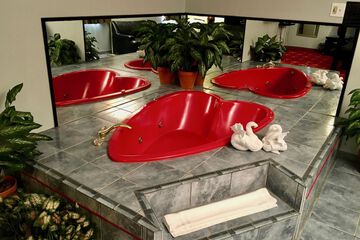 Jetted tub