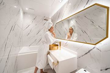 Bathroom shower