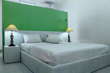 Photo 35