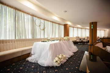 Indoor wedding