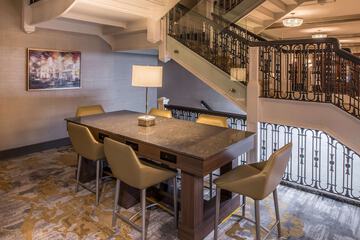 Hotel Interior 10 of 118