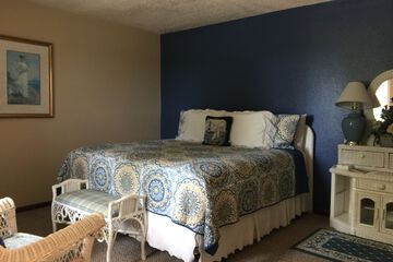 Room 107 of 175