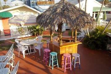 Poolside bar