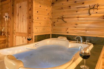 Jetted tub